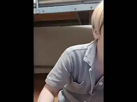 Snapshot of mgnhiroyuki chatting on July 11, 6:43 pm mgnhiroyuki online show from July 11, 6:43 pm