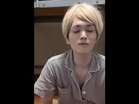 Snapshot of mgnhiroyuki chatting on July 27, 1:12 am mgnhiroyuki online show from July 27, 1:12 am