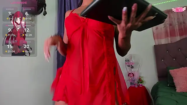 Snapshot of Aitana_star1 chatting on December 18, 4:29 am Aitana star1 online show from December 18, 4:29 am