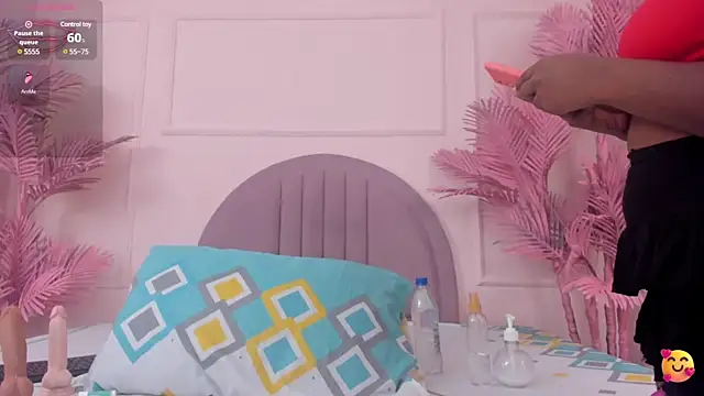 Hanaahquinn online show from March 10, 11:42 am