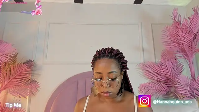 Hanaahquinn online show from April 25, 11:57 am
