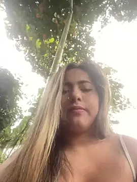 lunaxxx 69 online show from June 26, 9:52 pm