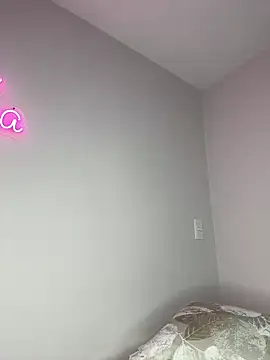 Snapshot of im_hanna1 chatting on March 11, 1:23 pm im hanna1 online show from March 11, 1:23 pm