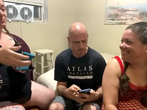 Mac ThunderCock online show from June 5, 3:35 am