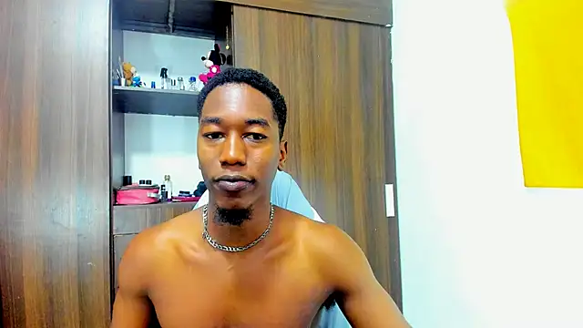 Snapshot of Dreamastercum_ chatting on September 10, 8:20 pm Dreamastercum online show from September 10, 8:20 pm