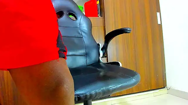 Snapshot of Dreamastercum_ chatting on June 11, 12:03 pm Dreamastercum online show from June 11, 12:03 pm