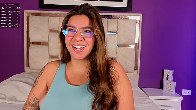 emilyy cooperr online show from May 4, 12:12 pm