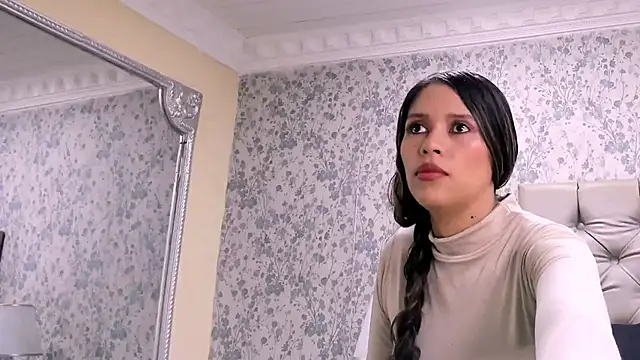 LiliJensen online show from November 2, 8:44 pm