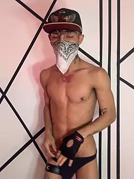 Snapshot of CRAZY-BOY99 chatting on March 1, 11:56 am CRAZY-BOY99 online show from March 1, 11:56 am