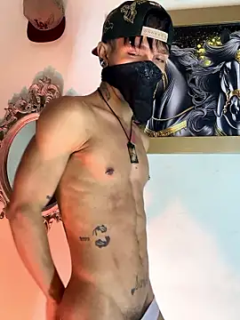 Snapshot of CRAZY-BOY99 chatting on March 10, 11:37 am CRAZY-BOY99 online show from March 10, 11:37 am