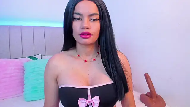 SusanSimpson16 online show from May 2, 7:19 pm
