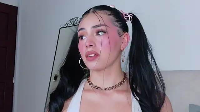 SaritaBratz online show from January 14, 8:47 pm