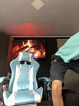 Miguel bigcock online show from March 22, 2:25 pm