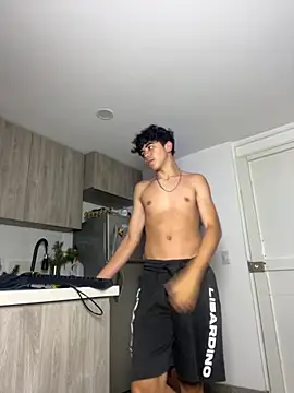 Miguel bigcock online show from September 18, 11:18 pm