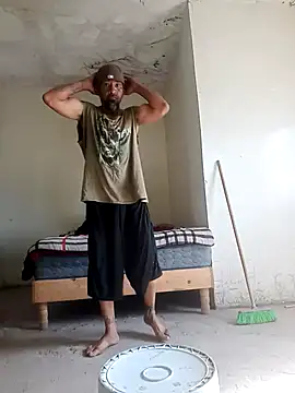 Flomi13 online show from March 12, 9:32 pm