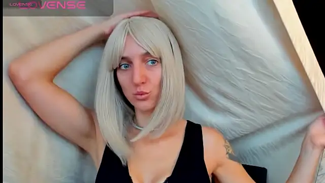 Snapshot of desired_zzoya chatting on October 7, 4:09 am desired zzoya online show from October 7, 4:09 am