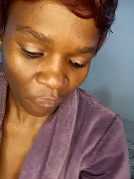 Snapshot of Missvixen81 chatting on May 22, 5:03 am Missvixen81 online show from May 22, 5:03 am
