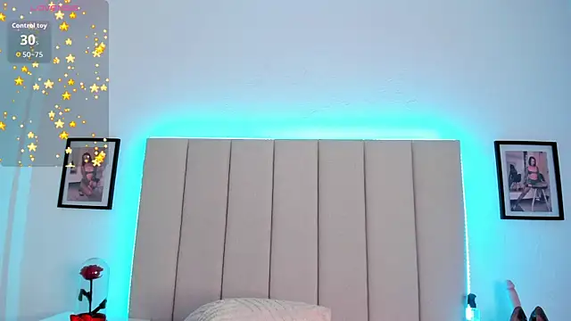 Snapshot of aurora_collinss_ chatting on May 6, 1:49 pm aurora collinss online show from May 6, 1:49 pm