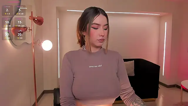 MaddisonCollins online show from November 27, 11:56 am