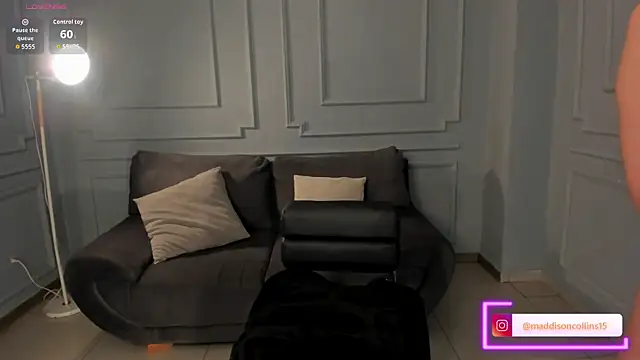 Snapshot of MaddisonCollins chatting on January 6, 12:31 pm MaddisonCollins online show from January 6, 12:31 pm