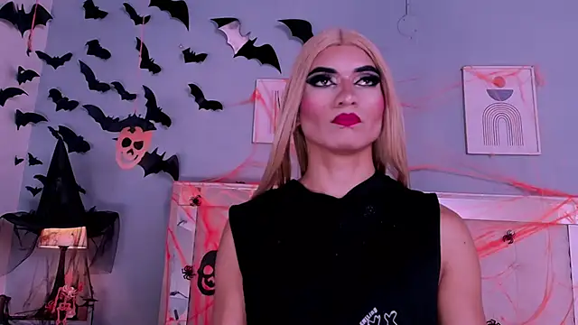 Emily Castillo 1 online show from November 2, 5:21 am