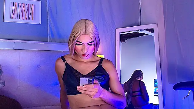 Emily Castillo 1 online show from February 7, 5:11 am