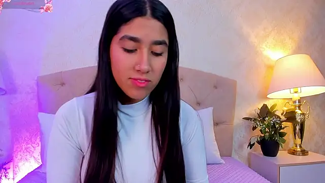 Snapshot of Mia_Montess chatting on June 2, 1:02 pm Mia Montess online show from June 2, 1:02 pm
