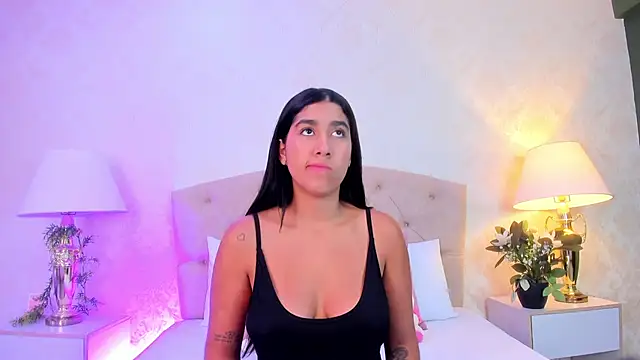 Snapshot of Mia_Montess chatting on June 17, 12:40 pm Mia Montess online show from June 17, 12:40 pm