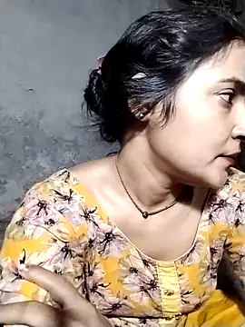 Maidangirl online show from September 20, 4:30 pm