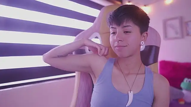 tommy blue online show from March 7, 4:00 pm