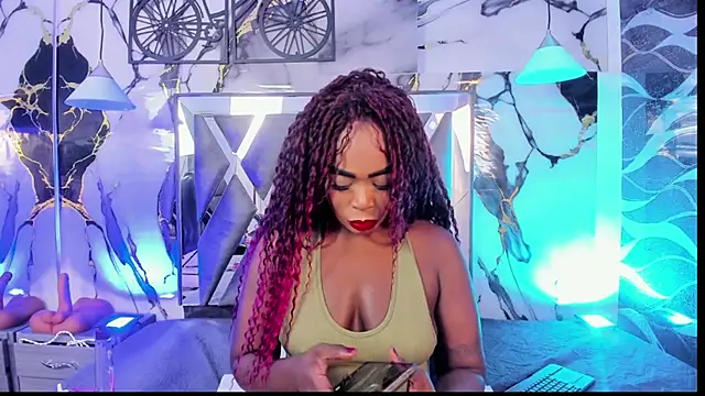 CandyMartinez  online show from July 17, 8:24 pm