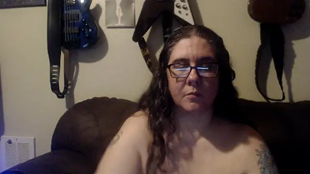 Dreaming Of Blue online show from March 6, 12:21 am