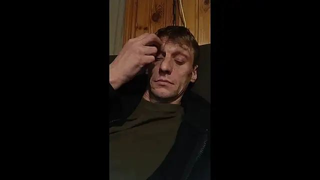 Snapshot of PrimordialChill6 chatting on January 18, 3:43 am PrimordialChill6 online show from January 18, 3:43 am