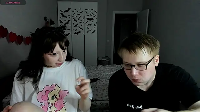 Snapshot of JayMollyy chatting on July 7, 4:00 pm JayMollyy online show from July 7, 4:00 pm