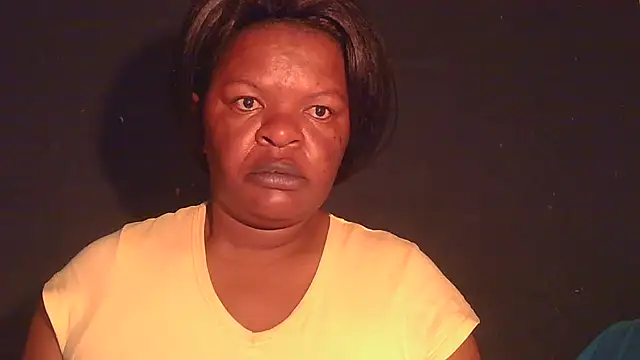 Snapshot of ebony_rose11 chatting on May 14, 5:14 am ebony rose11 online show from May 14, 5:14 am