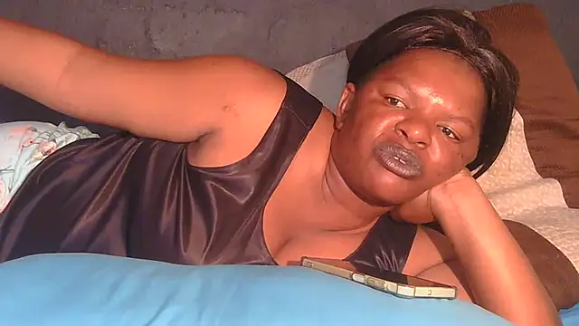 Snapshot of ebony_rose11 chatting on May 23, 1:48 pm ebony rose11 online show from May 23, 1:48 pm