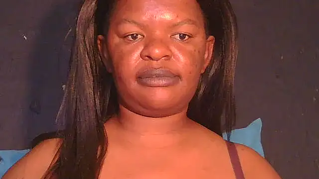 Snapshot of ebony_rose11 chatting on May 26, 10:22 am ebony rose11 online show from May 26, 10:22 am