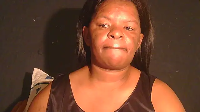 Snapshot of ebony_rose11 chatting on June 17, 7:15 pm ebony rose11 online show from June 17, 7:15 pm