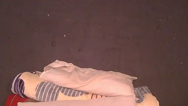 Snapshot of ebony_rose11 chatting on July 15, 6:07 am ebony rose11 online show from July 15, 6:07 am