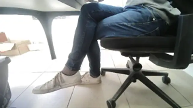 GM51-1988 online show from November 17, 2:45 pm