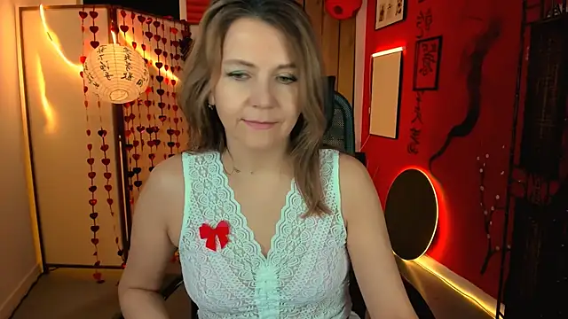 NicoleHitman online show from February 13, 9:16 am