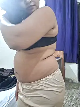 Snapshot of cute_nansi chatting on November 29, 6:33 pm cute nansi online show from November 29, 6:33 pm