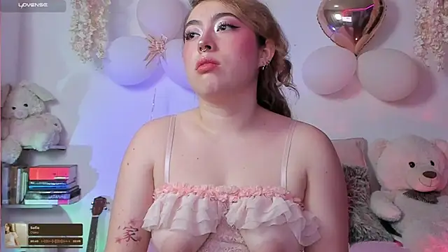 julieta cooper20 online show from February 7, 4:27 am