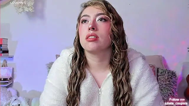 julieta cooper20 online show from March 13, 3:46 am