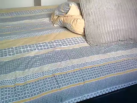 Snapshot of Enoch981 chatting on March 18, 9:09 am Enoch981 online show from March 18, 9:09 am