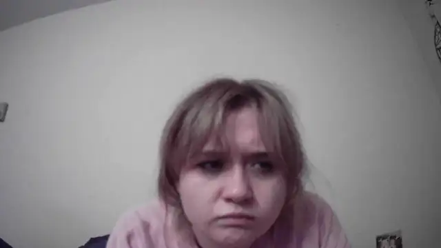 Snapshot of Dessydrips chatting on February 8, 12:58 am Dessydrips online show from February 8, 12:58 am
