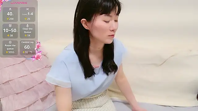 pppYukaqqq online show from July 13, 12:19 pm