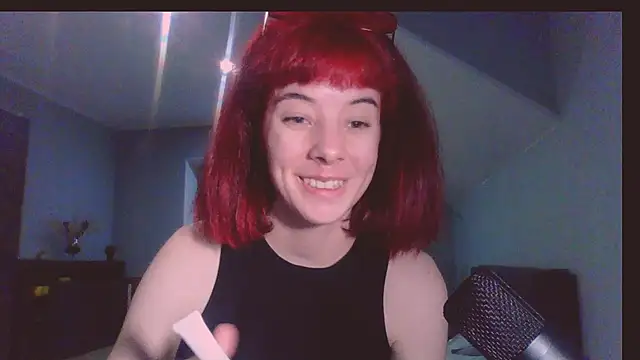 Snapshot of _Amber_Doll_ chatting on October 18, 7:47 pm Amber Doll online show from October 18, 7:47 pm