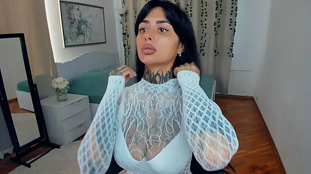 CharimgSabrina online show from September 15, 7:08 am