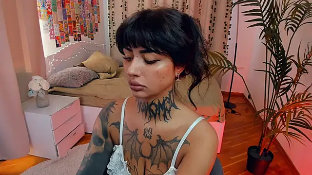 CharimgSabrina online show from March 15, 6:08 am